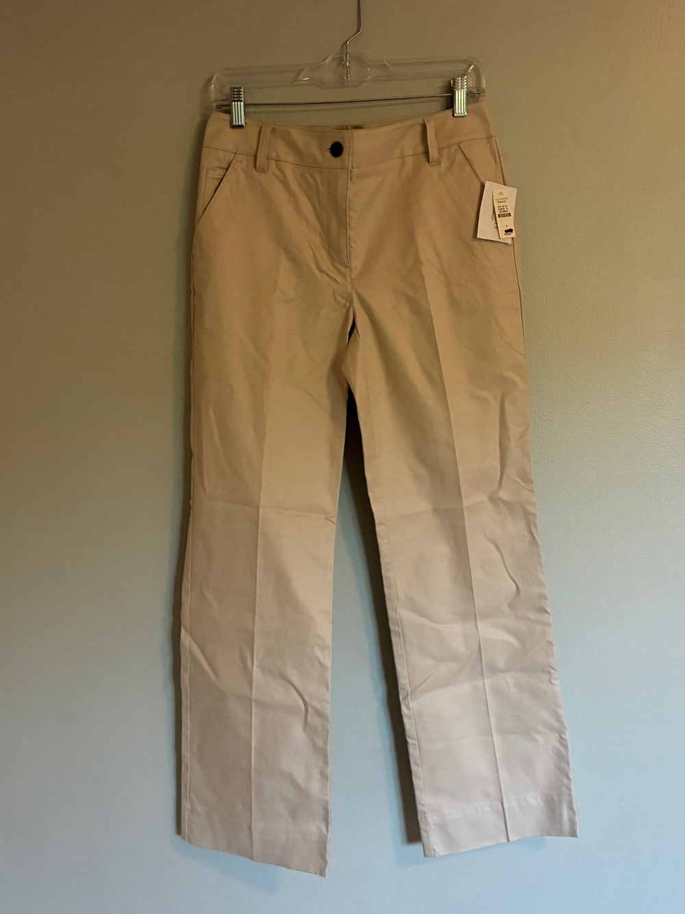 Women’s New with Tags Talbots Cream Straight Leg Stretch Pants
